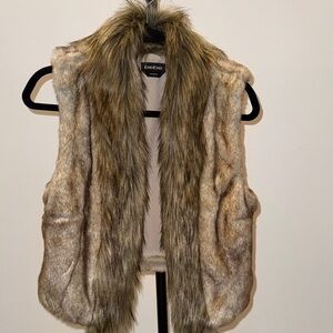 Bebe Faux Fur Vest with Tan and Brown Hues. Size S